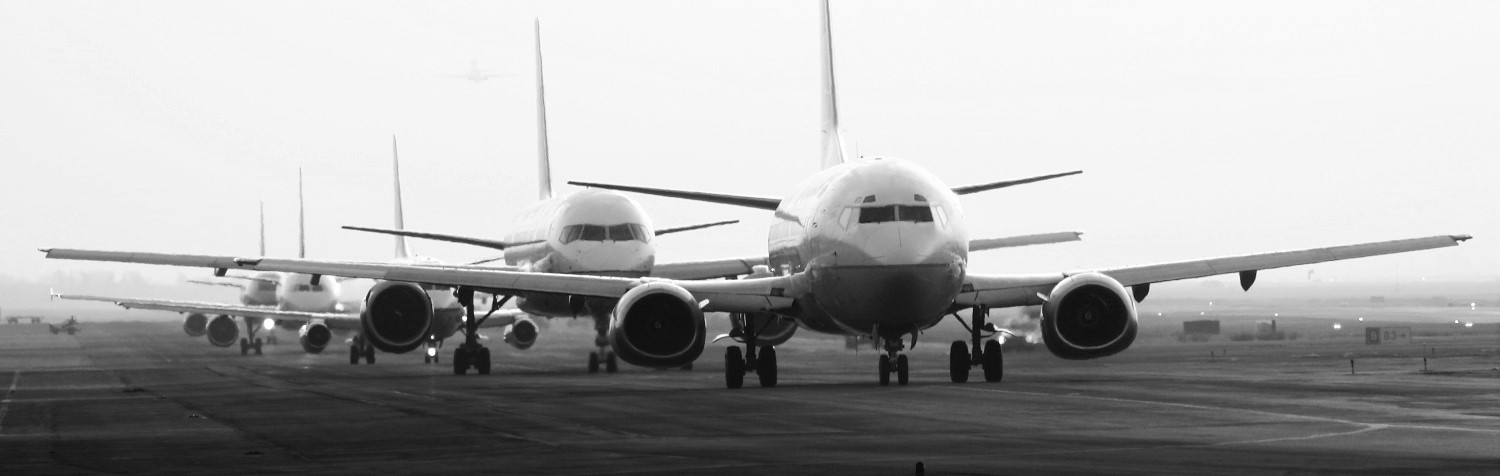 bigstock-Airport-Rush-Hour-222167-e1453904364632