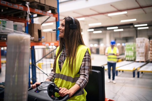 Exploring the dynamics of effective warehouse management reveals a myriad of strategies that significantly enhance operational efficiency and productivity.