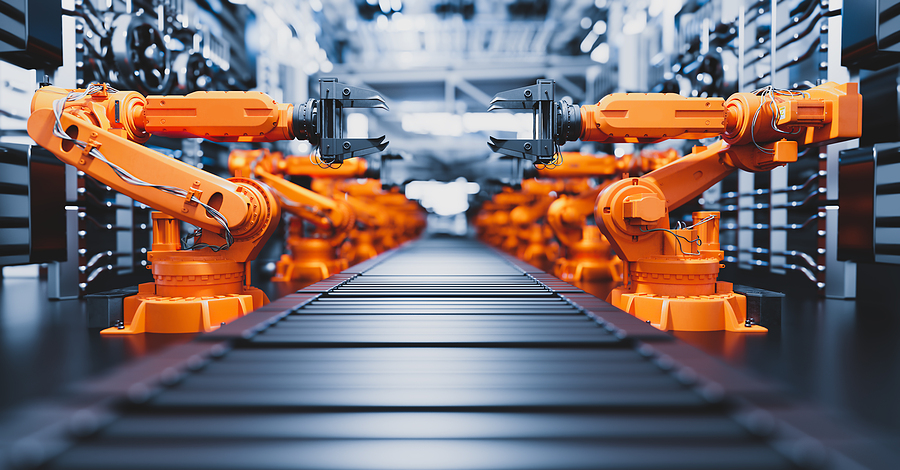 Overcome these five challenges in the manufacturing industry and ensure successful operations in 2025 with this advice from our experts.